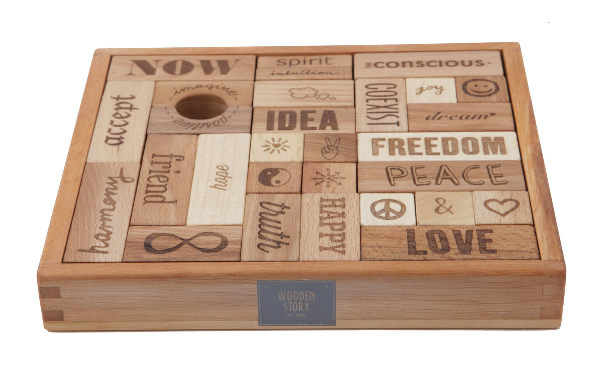 Дървени блокчета в кутия 29 бр. Peace & Love blocks - Wooden Story