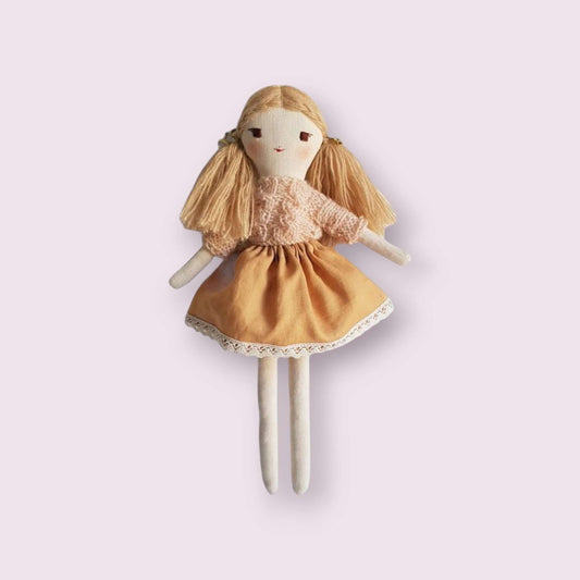 Мека кукла Алис - Alice - Mari Dolls