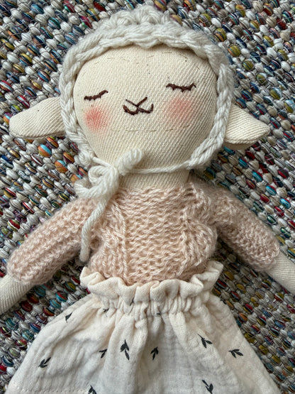 Кукла Овчица Антонела ръчна изработка - Mari Dolls