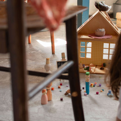 Small Magnetic Dollhouse - The Storyhouse